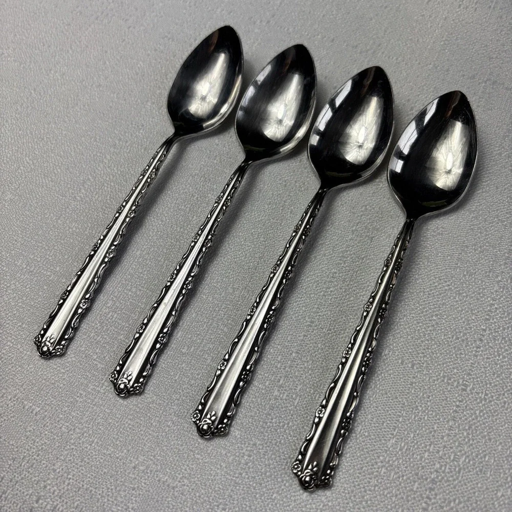 Oneida Cherie Set of 4‎ Teaspoons Deluxe Stainless Flatware Glossy